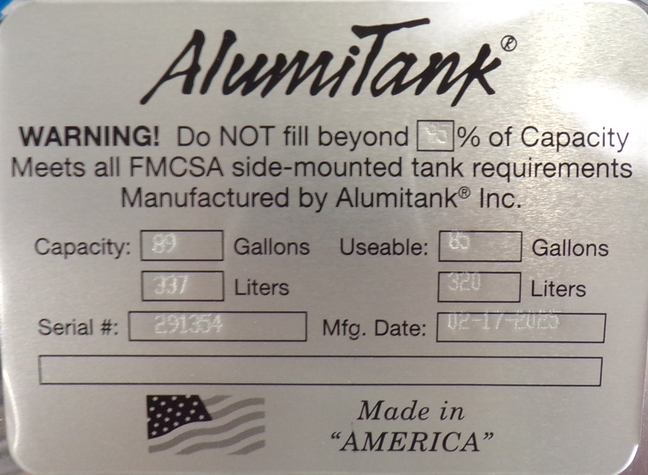 88 Gallons 24.5"D x 43"L - Kenworth Style - Rear Fill Polished