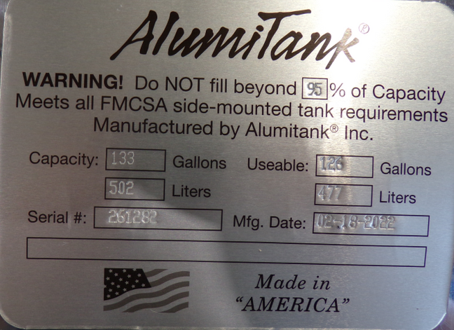 122 Gallons 26"D x 53"L - Peterbilt Style - Rear Fill Polished