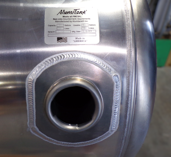 99 Gallons 26"D x 43"L - Peterbilt Style - Center Fill Milgrade
