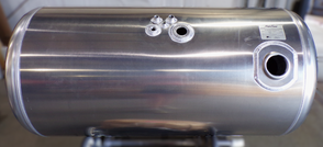 101 Gallons 26"D x 44"L - Peterbilt Style - Rear Fill Milgrade